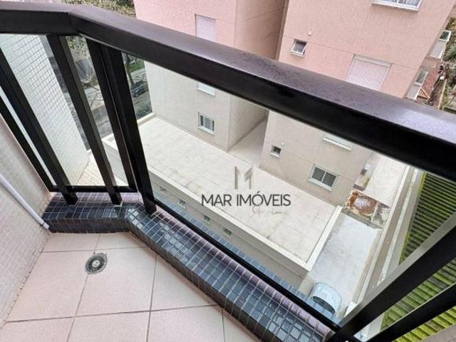 Apartamento a 200 metros da Praia das Pitangueiras / Guarujá