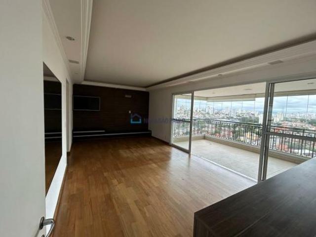 Apartamento a 300m da Estação de Metrô Santos Imigrantes
