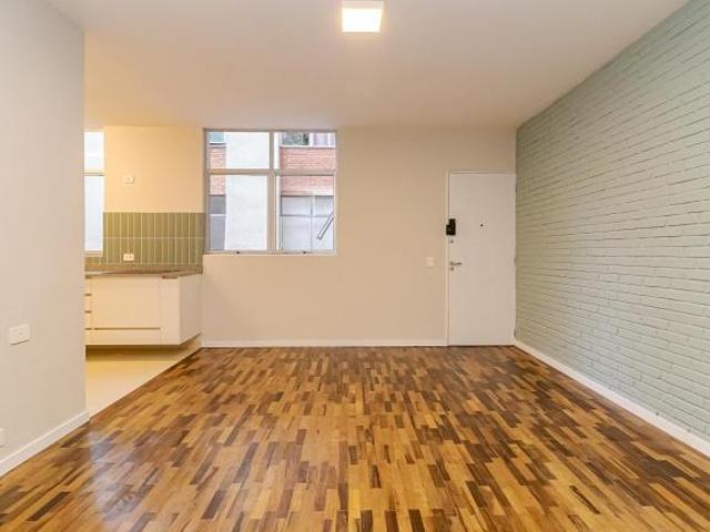 Apartamento a 500 m da Praça da Espanha