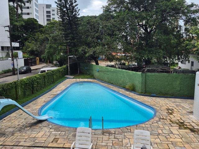 Apartamento Aconchegante com Varanda e Piscina. Edf. Ilha de Ponza, Casa Forte