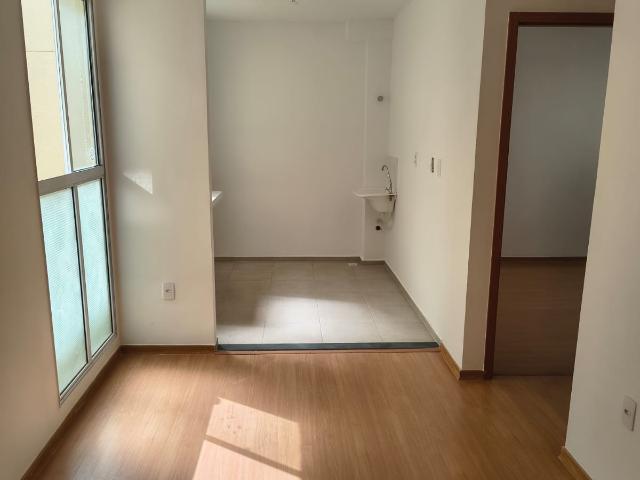Apartamento Aconchegante com Varanda em Nova Esperança