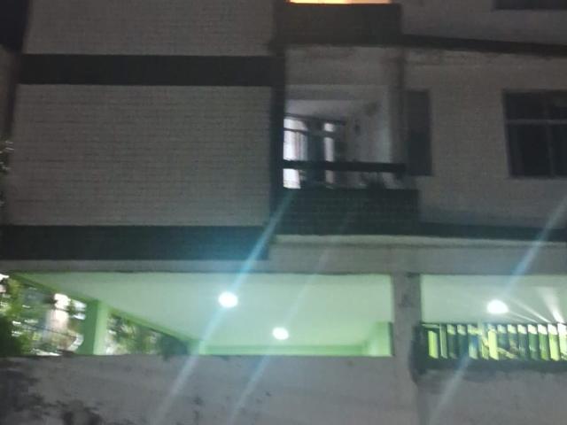 Apartamento Aconchegante com Varanda no Centro