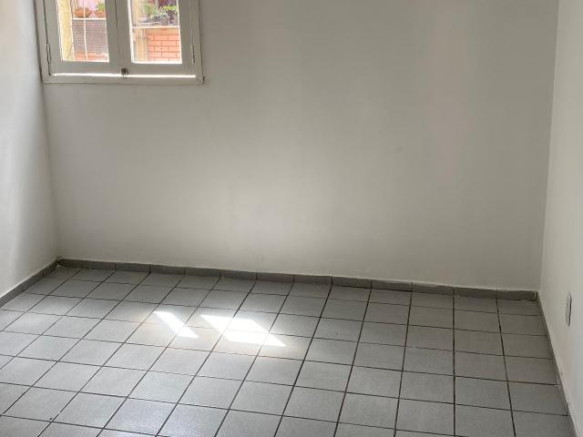 Apartamento Aconchegante na Madalena com 2 Quartos!