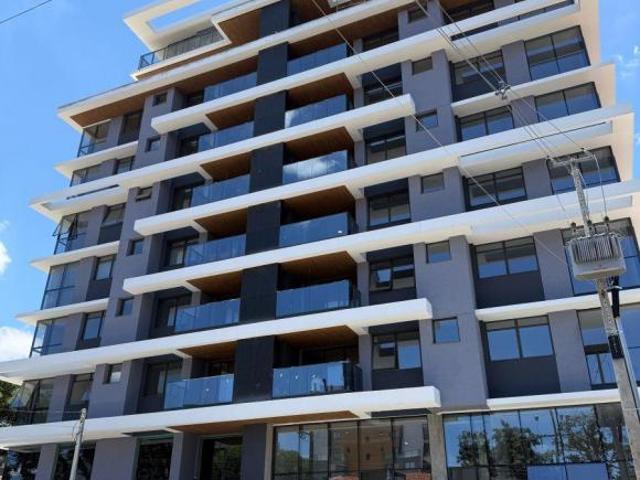 Apartamento Água Verde 3 suítes e 2 vagas