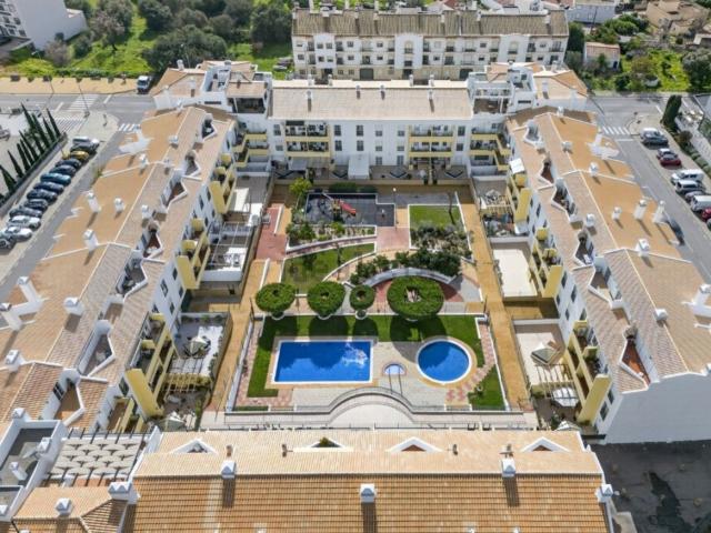 Apartamento, Almancil