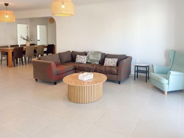 Apartamento, Almancil