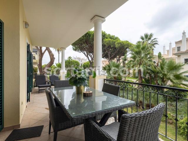Apartamento, Almancil