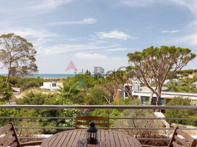 Apartamento, Almancil