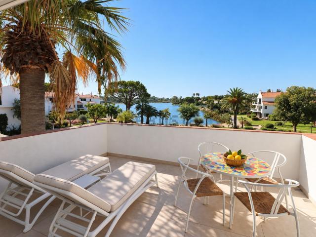 Apartamento, Almancil