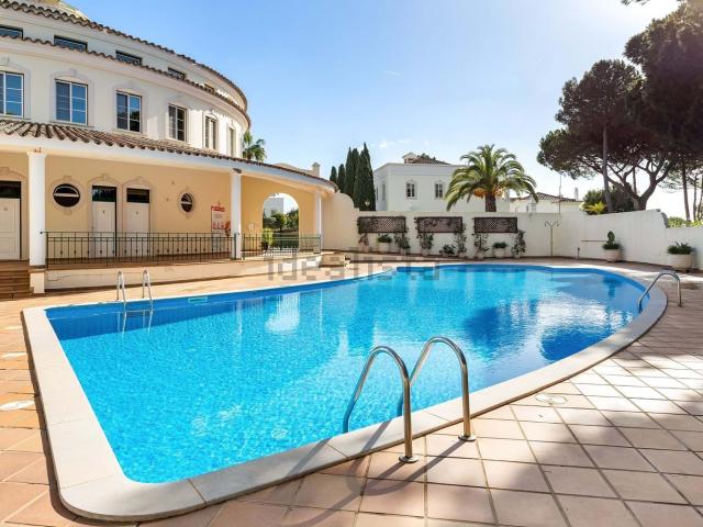 Apartamento, Almancil