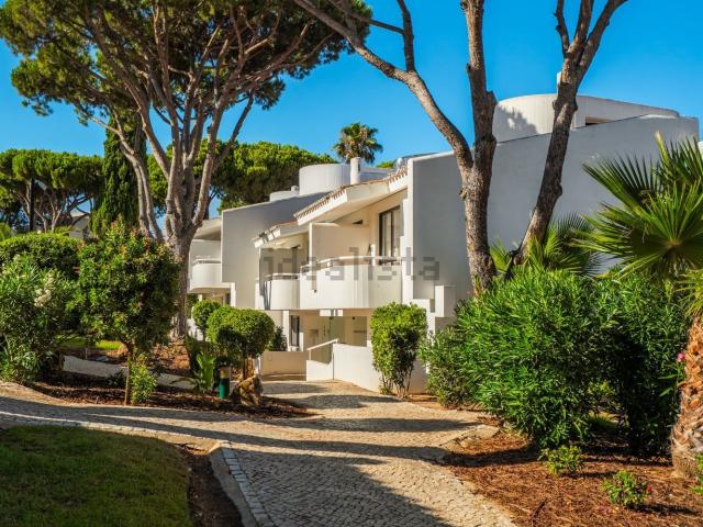 Apartamento, Almancil