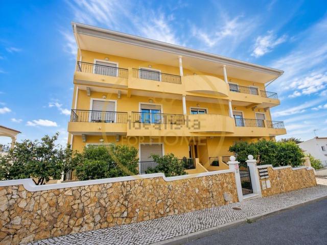 Apartamento, Almancil