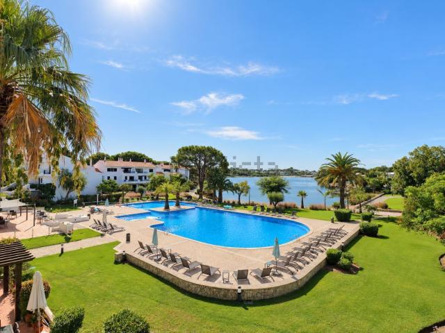 Apartamento, Almancil