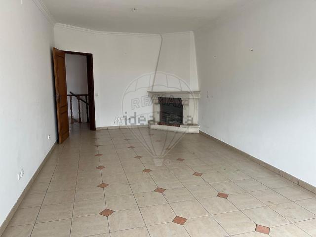 Apartamento, Almeirim
