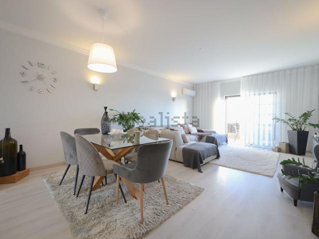 Apartamento, Pêra