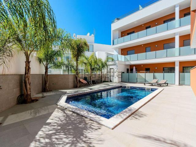 Apartamento, Pêra