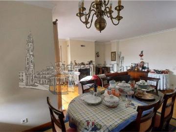 Apartamento, Alfena