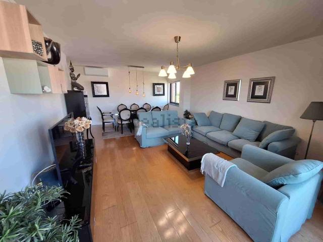 Apartamento, Algés Linda a Velha Cruz Quebrada Dafundo