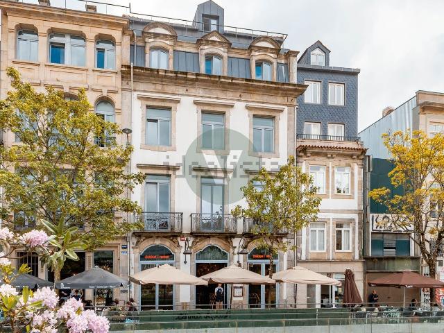 Apartamento, Aliados Clérigos Carlos Alberto, Cedofeita Santo Ildefonso Sé Miragaia São Nicolau Vitória