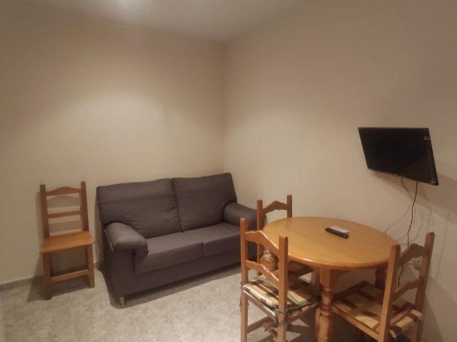 APARTAMENTO ALQUILER JUNTO MEDINA AZAHARA