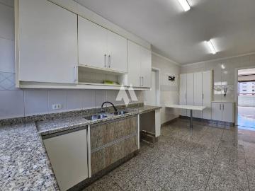 Apartamento alto padrão 4 quartos 3 vagas e lazer aluguel na Vila Rica/Boqueirão Santos/SP