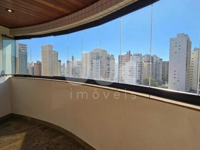 Apartamento Alto Padrão à Venda no Cambuí