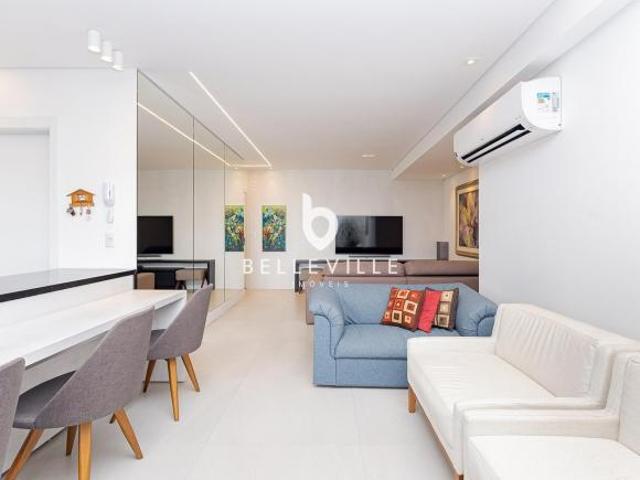 Apartamento alto padrão com 3 suítes, 3 vagas de g