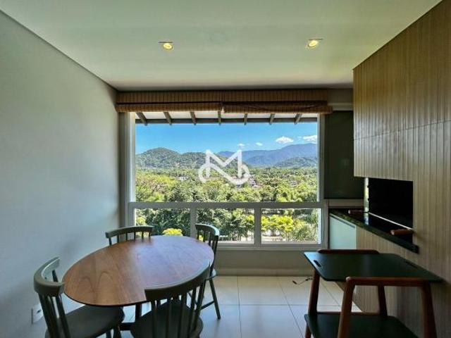 Apartamento Alto Padrão com 3 suítes e Vista para o Mar À Venda
