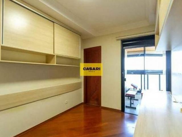 Apartamento Alto Padrão com 4 Suítes e Vista Livre à Venda – Próximo à Av. Kenne