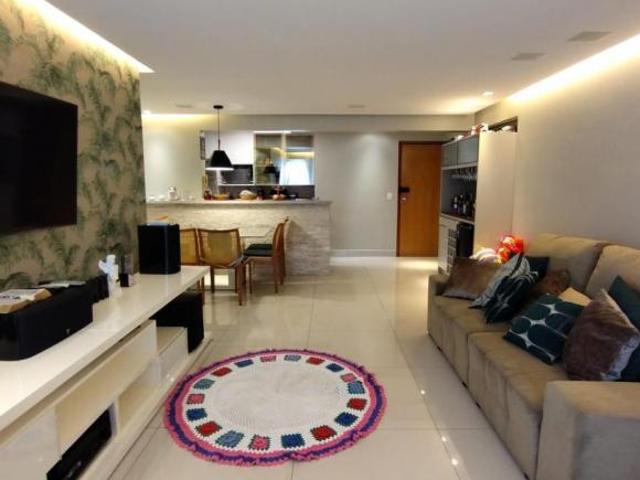 Apartamento Alto Padrão com Vista para o Parque Cascavel – Varandas de Copacabana Apartamento com 3