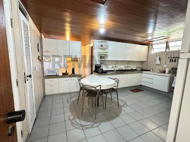 Apartamento Alto Padrão Mobiliado com Vista Mar no Mucuripe | 229m² + Lazer Completo