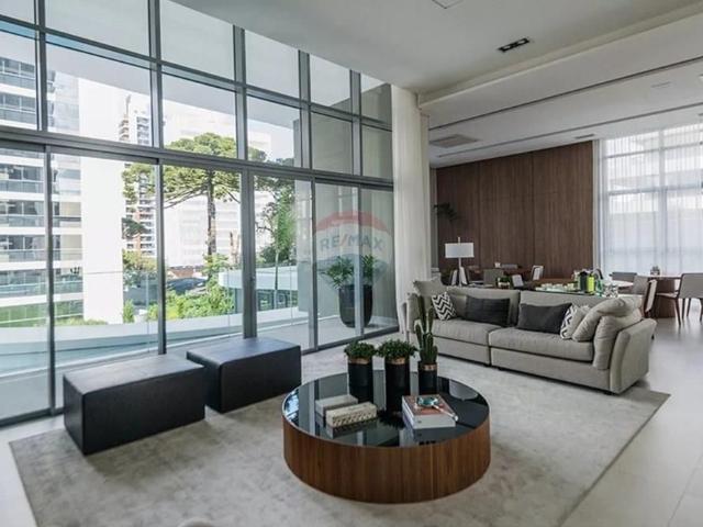 Apartamento Alto Padrão no Campina do Siqueira, 3 suítes, 198m²