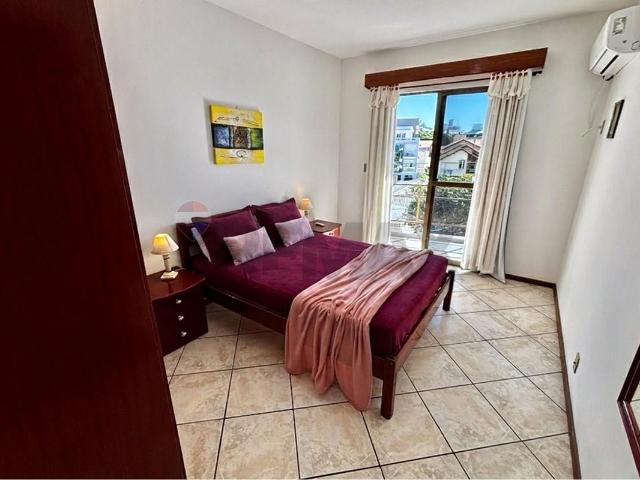 50 Área Útil Apartamento Alugar, 1 Dormitórios localizado em Rua Osvaldo Clímaco, 31, Ingleses do Rio Vermelho, Florianópolis, Santa Catarina, 88058670 | Brasil