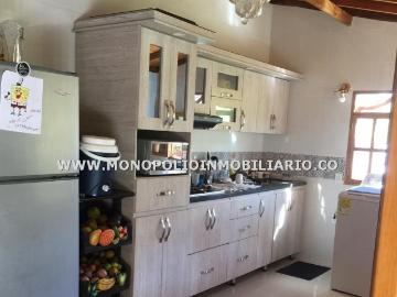Guatapé, Antioquia - Aparcadero, Cocina amoblada