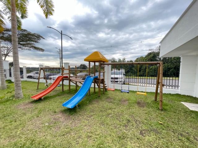 APARTAMENTO AMOBLADO en Av. Bolivar para arriendo