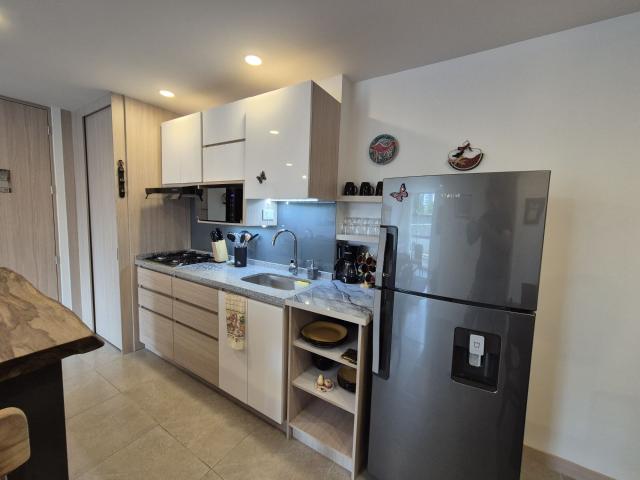 APARTAMENTO AMOBLADO en Avenida Centenario para arriendo