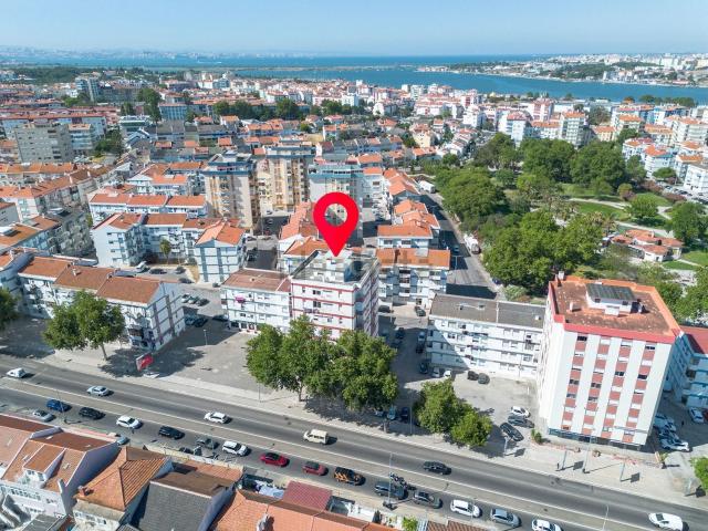 Apartamento, Amora