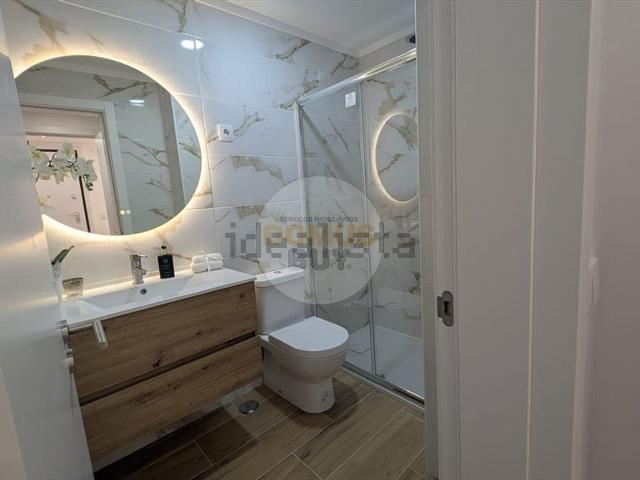 Apartamento, Amora