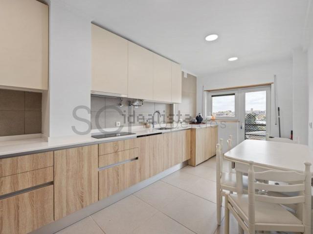 Apartamento, Amora