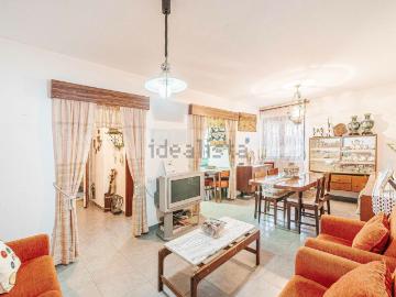 Apartamento, Amora