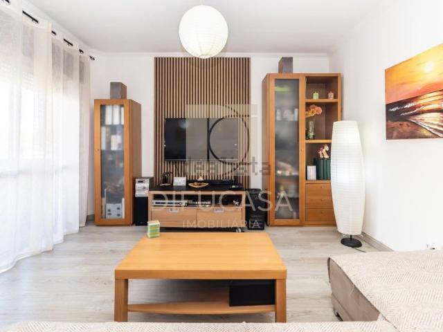 Apartamento, Amora