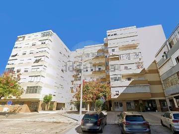 Amora, Distrito de Setúbal - Elevador