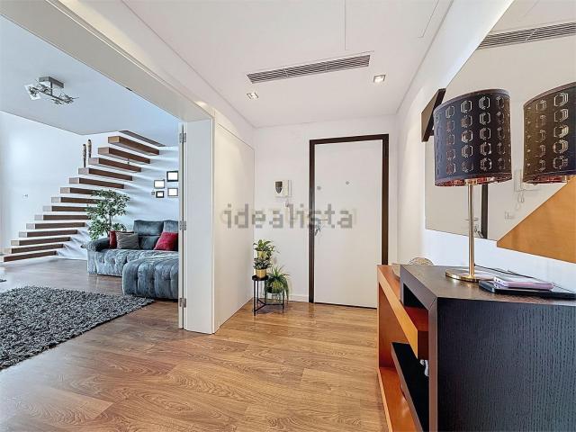 Apartamento, Amora