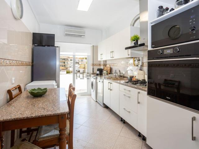 Apartamento, Amora