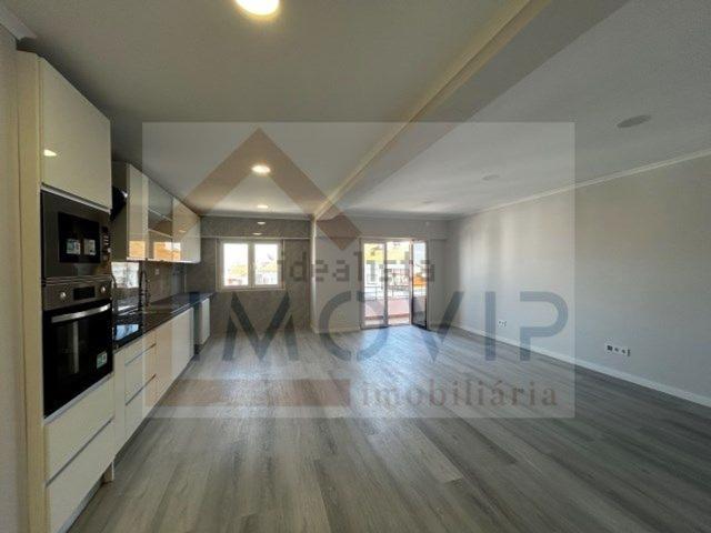 Apartamento, Amora