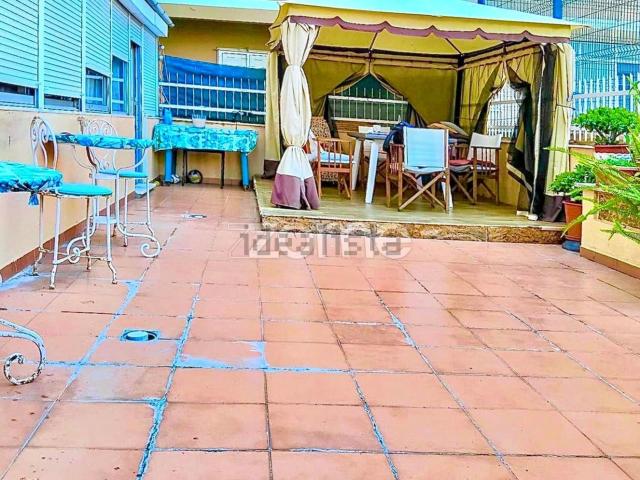 Apartamento, Amora