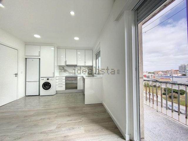Apartamento, Amora