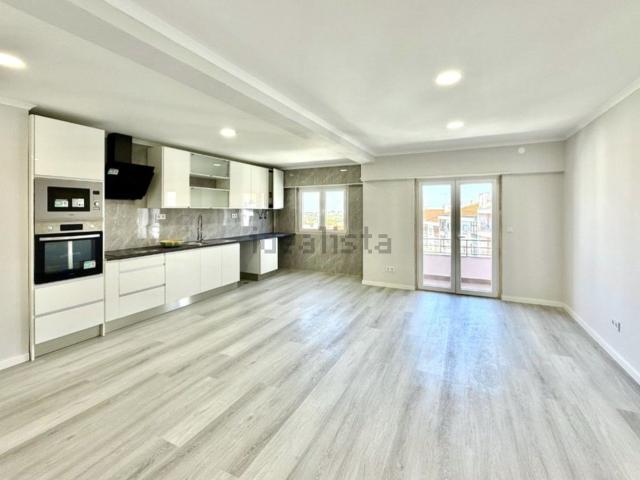 Apartamento, Amora