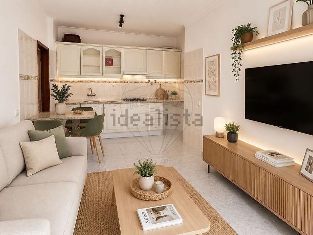 Apartamento, Amora