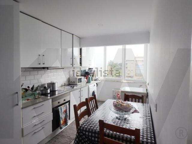 Apartamento, Amora
